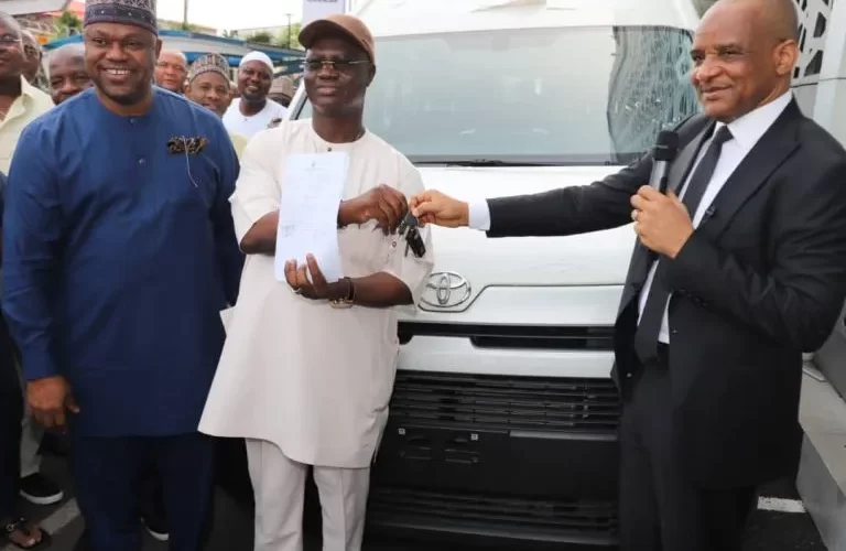 NIMASA Restates Commitment to MWUN through Donation
