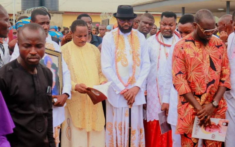Agbere Community Of Bayelsa State Standstill As Capt Warredi Bids Mum Farewell in A Glorious Exit